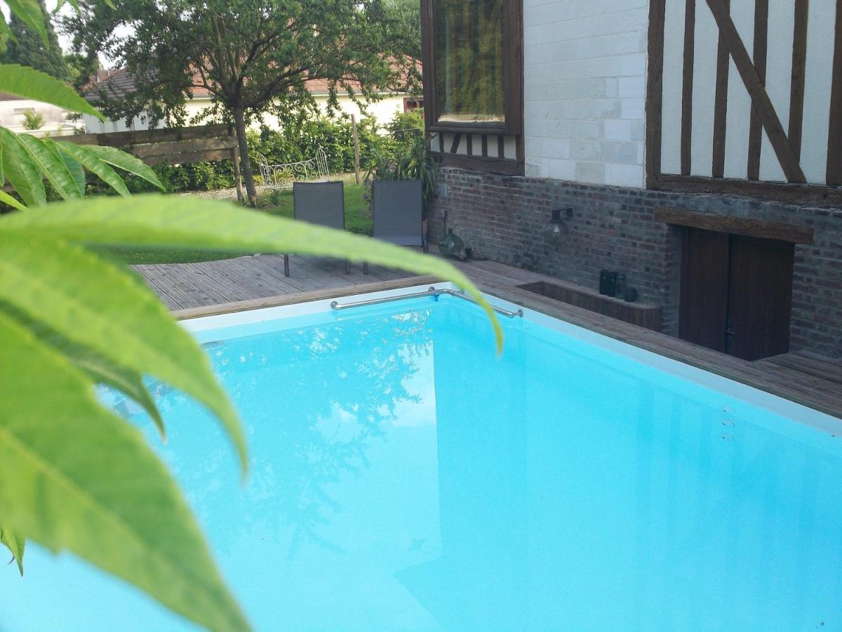 Chambre D'Hotes Des P'Tits Bonheurs Dosches Dış mekan fotoğraf